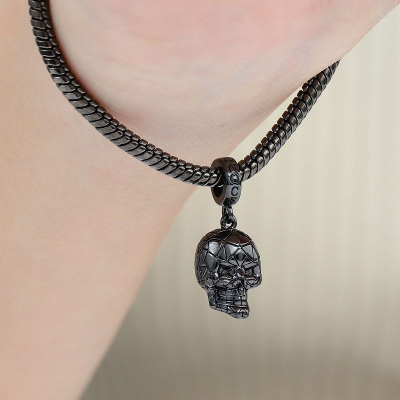 Black Skull Pendant