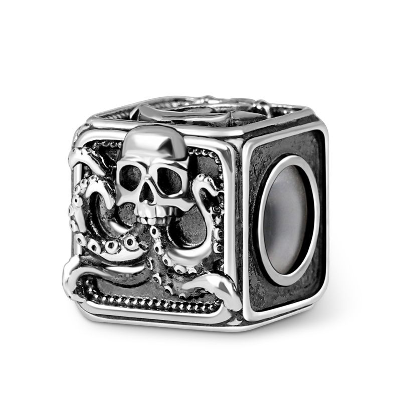 Crusu & Customized Charms Bracelet