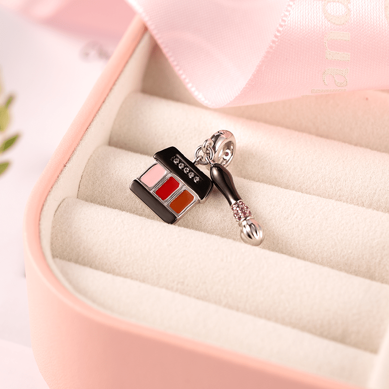 Makeup Tools Pendant