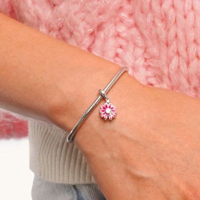 Engravable Daisy Pendant